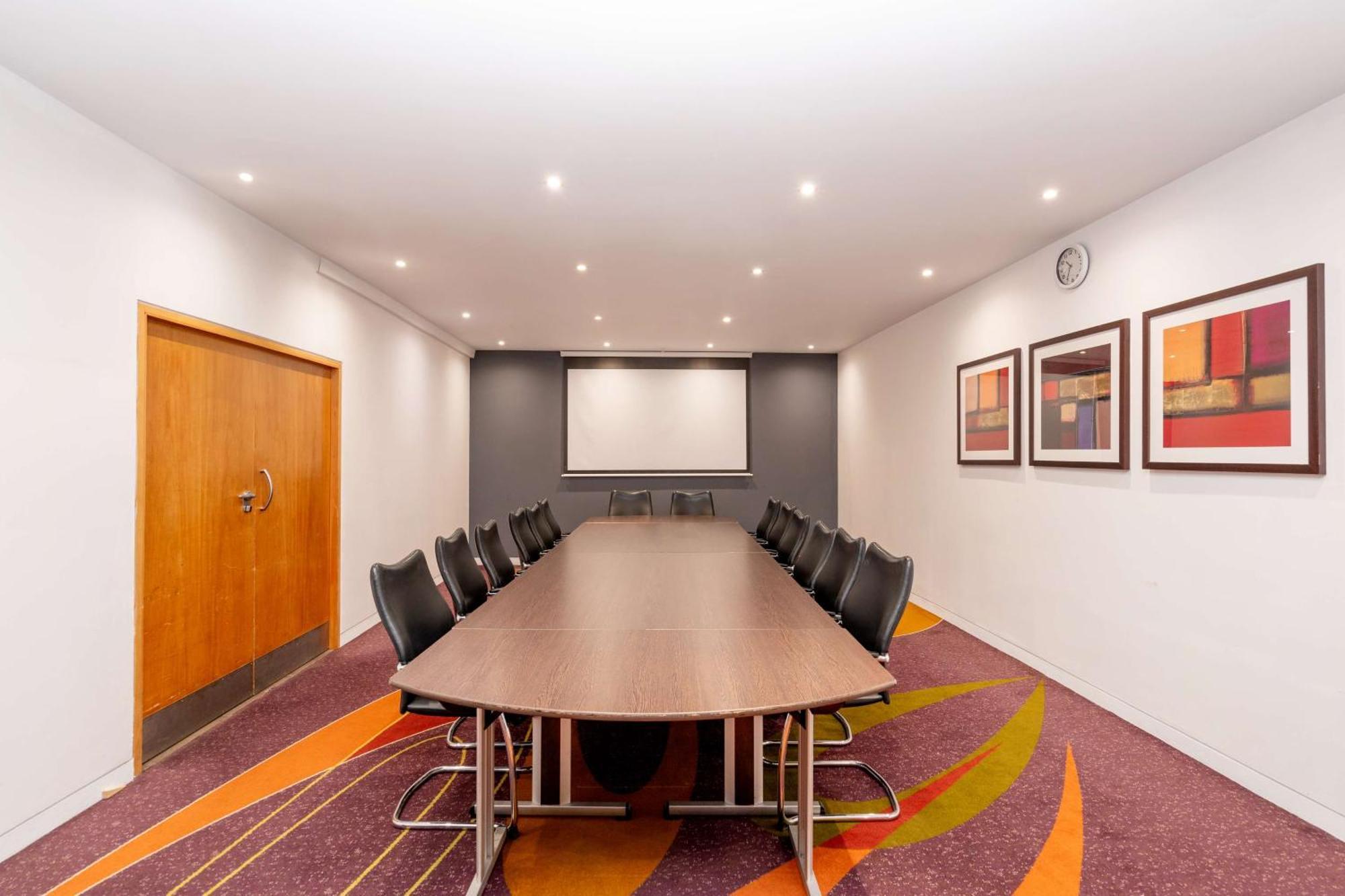 London Twickenham Stadium Hotel, A Member Of Radisson Individuals Εξωτερικό φωτογραφία